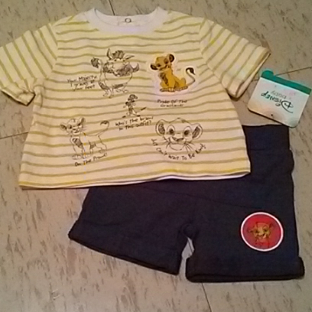 Disney 2 piece lion king short suit size nb